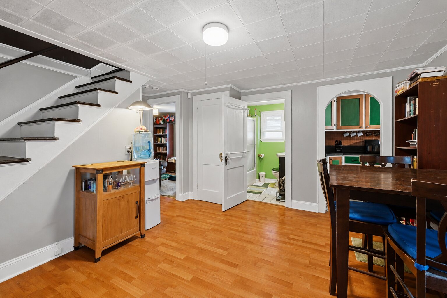 Dining and main-floor flow