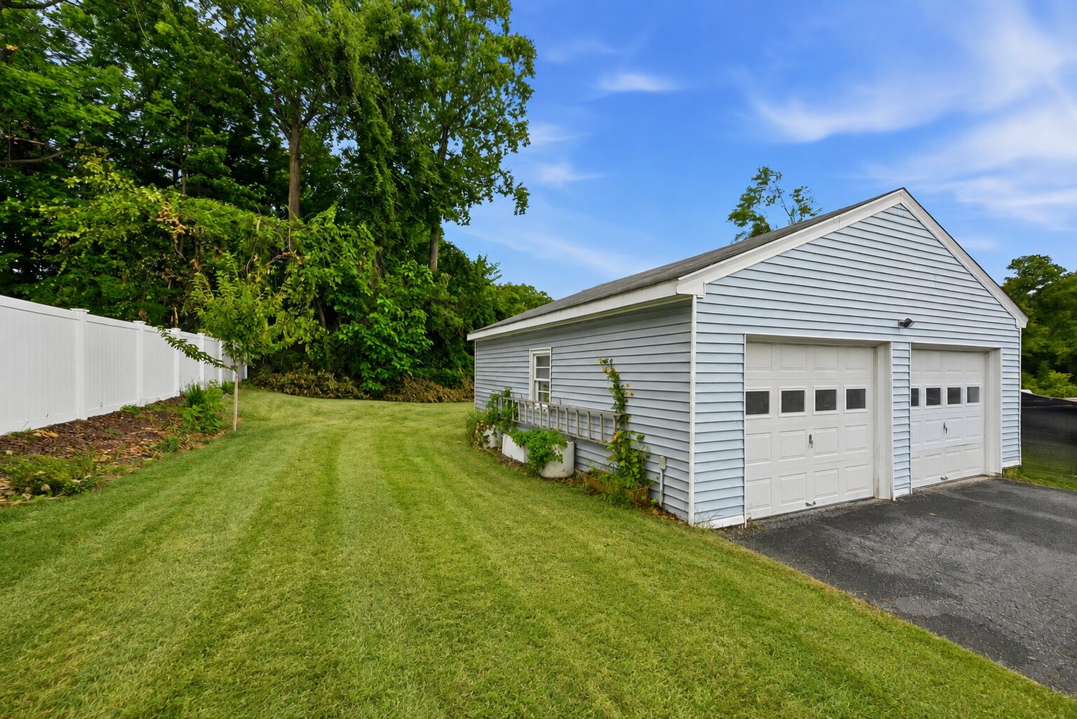 Detached two-car garage
